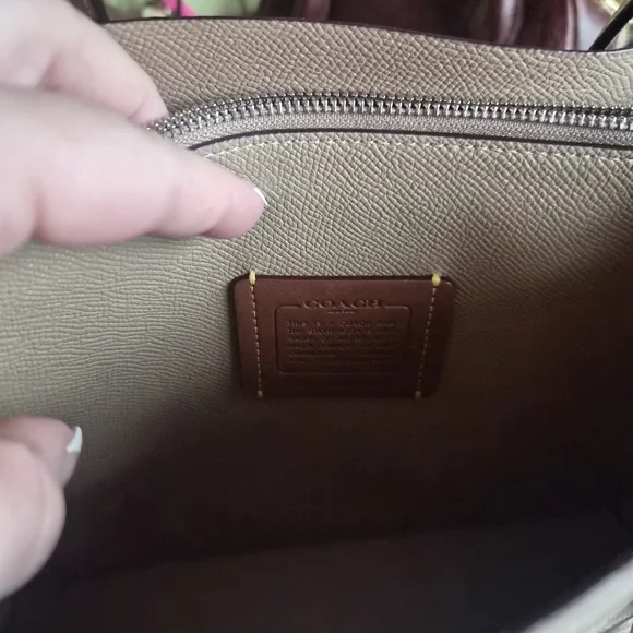 Coach Beige Signature Mollie25 Tote - Picture 3 of 3